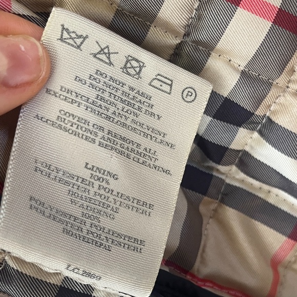 Burberry London Womens Quilted Black Lightweight Jacket Size 6 - Picture 3 of 7